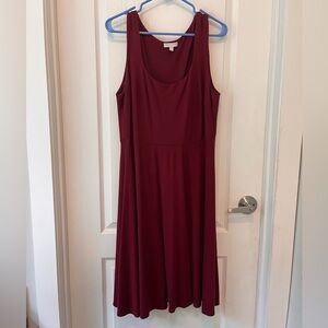 Elegant Burgundy Sleeveless Dress